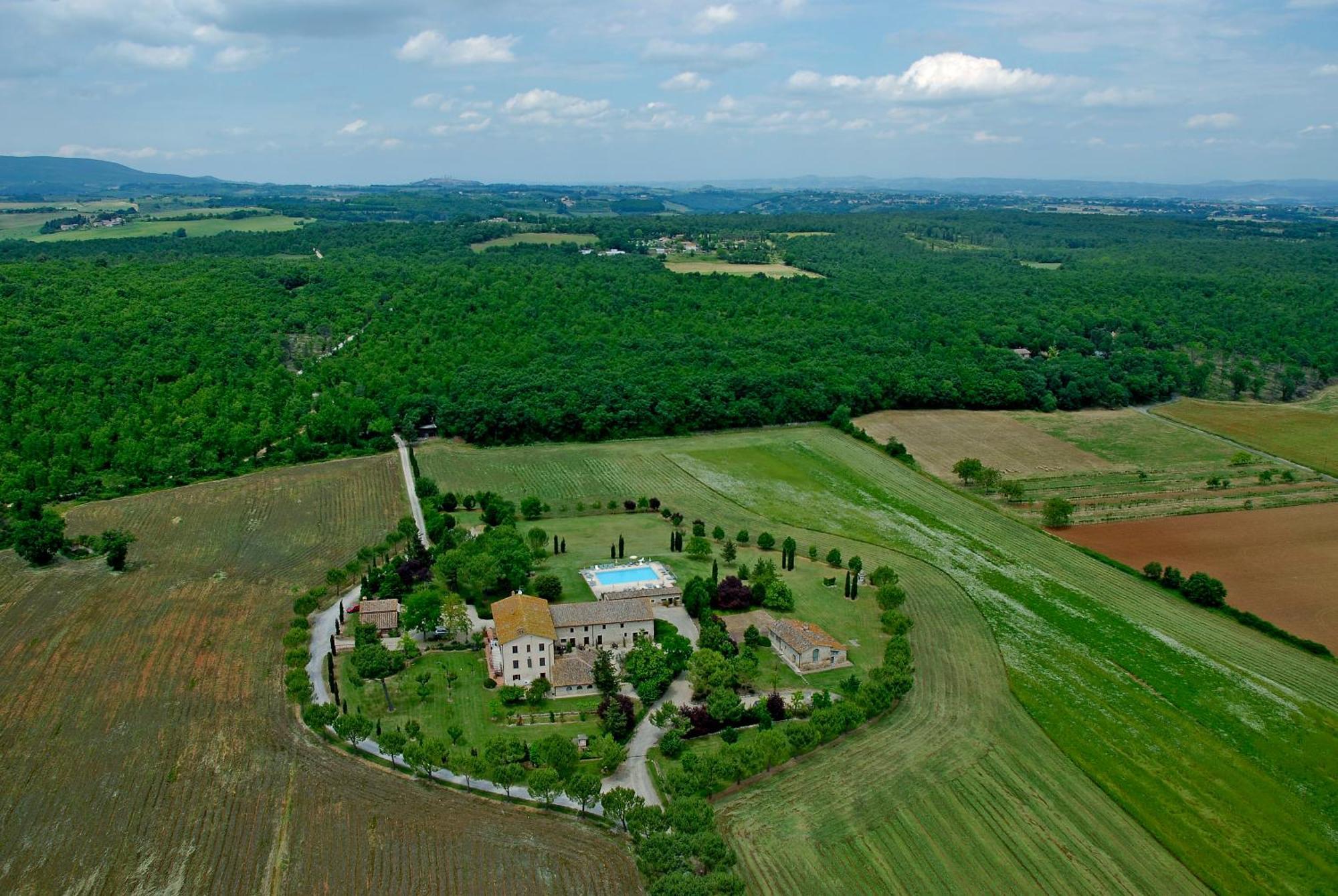 Fattoria Agriturismo Nerbona Casole d'Elsa Exterior photo